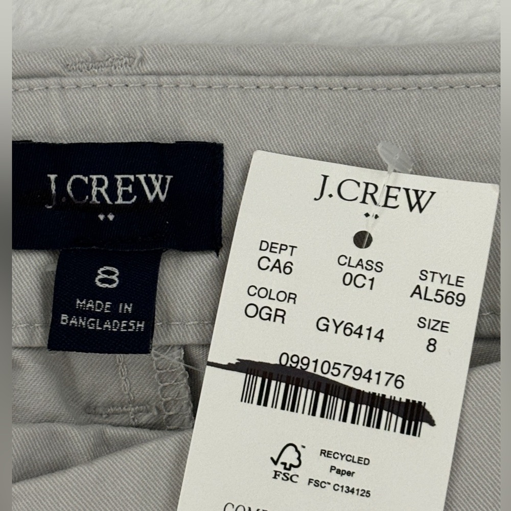 NWT J Crew 9" Frankie bermuda chino short, size: 8 - Picture 8 of 9